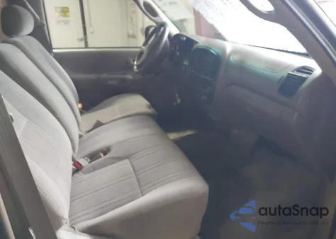 2001 Toyota Tundra Sr5 V8 from USA, damaged, VIN 5TBBT44141S168015